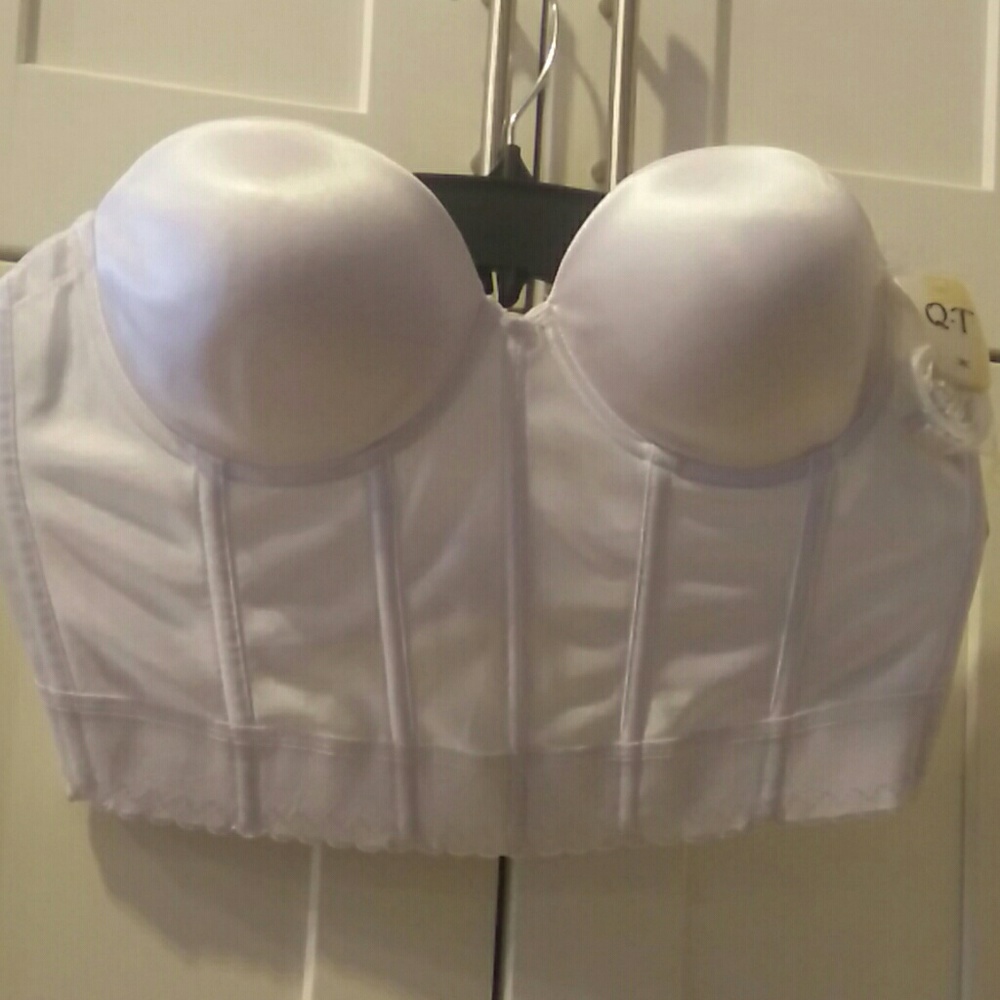 Q-T intimates bustier bra